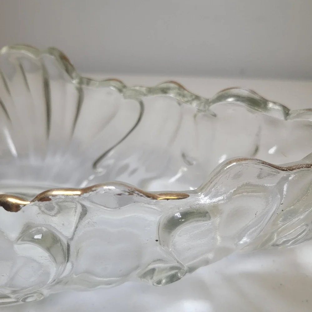 Vintage Indiana Glass Tiara Gold Trim Scalloped‎ Edge Oval Console Bowl Clear